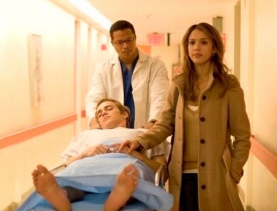 Qué ver en Netflix: la película con Jessica Alba que conquista 20 años después de su estreno