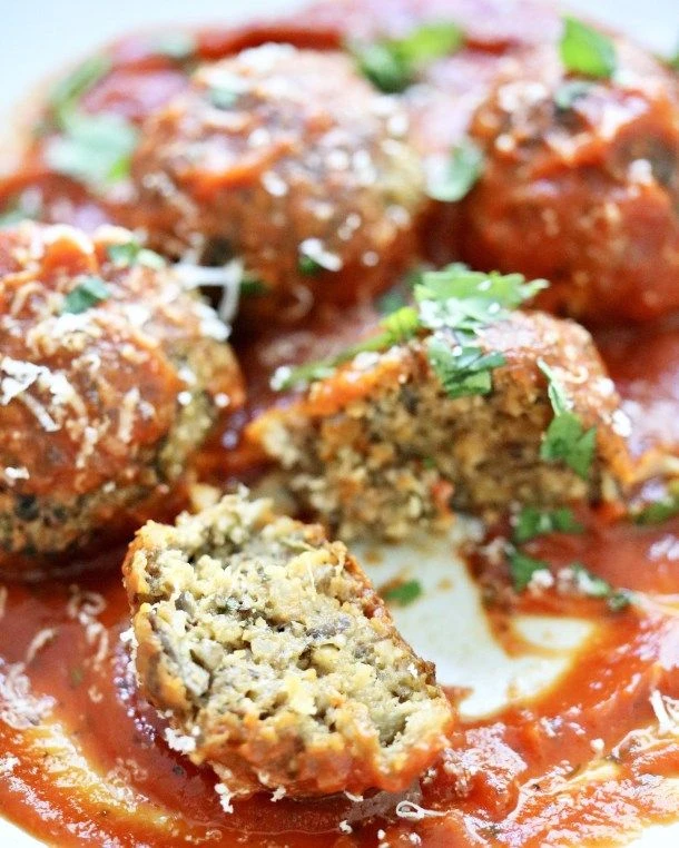 Albóndigas de carne y berenjenas. Foto: Pinterest