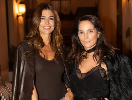 El look casual de Juliana Awada: cuero, denim y básicos atemporales