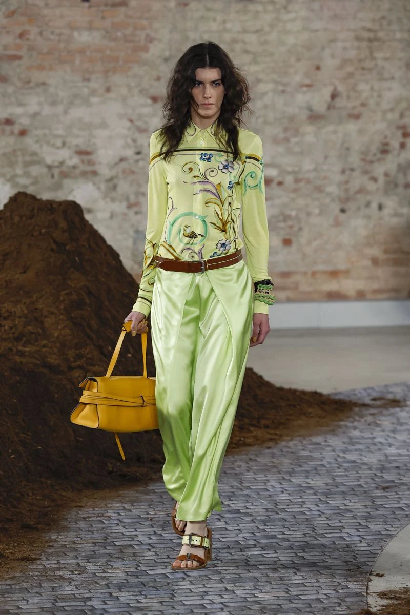 Desfile Moschino otoño invierno 2026/27