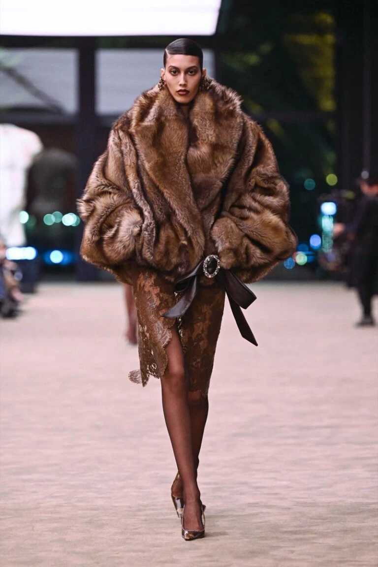 Desfile Saint Laurent otoño invierno 2026/ 27.