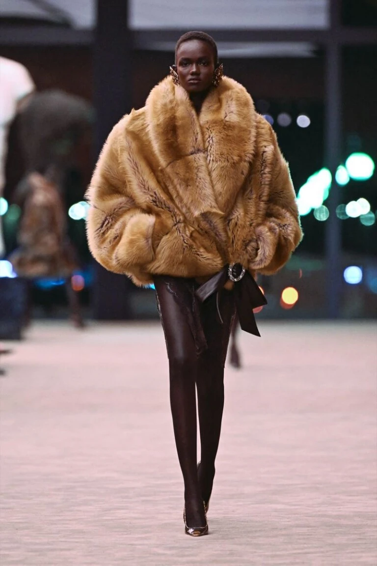 Desfile Saint Laurent otoño invierno 2026/ 27.