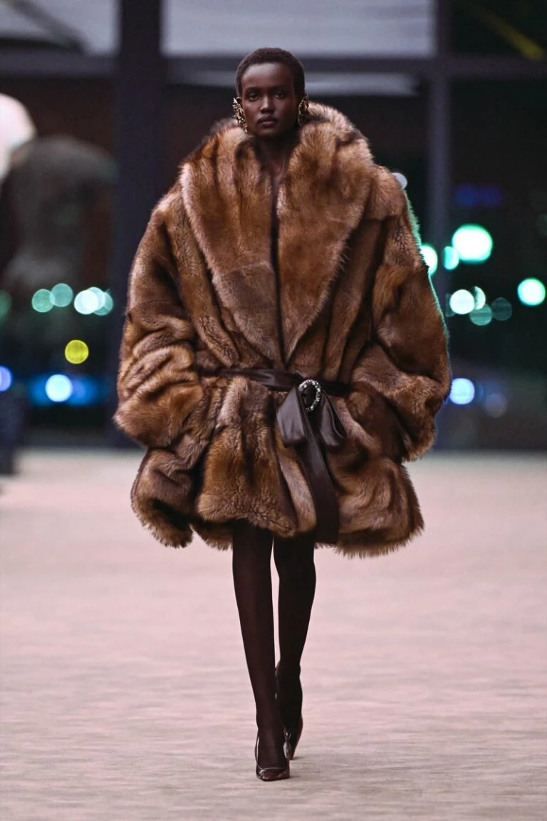 Desfile Saint Laurent otoño invierno 2026/ 27.