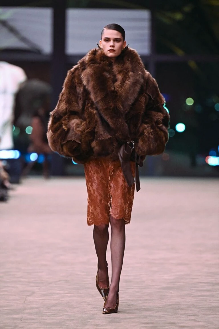 Desfile Saint Laurent otoño invierno 2026/ 27.