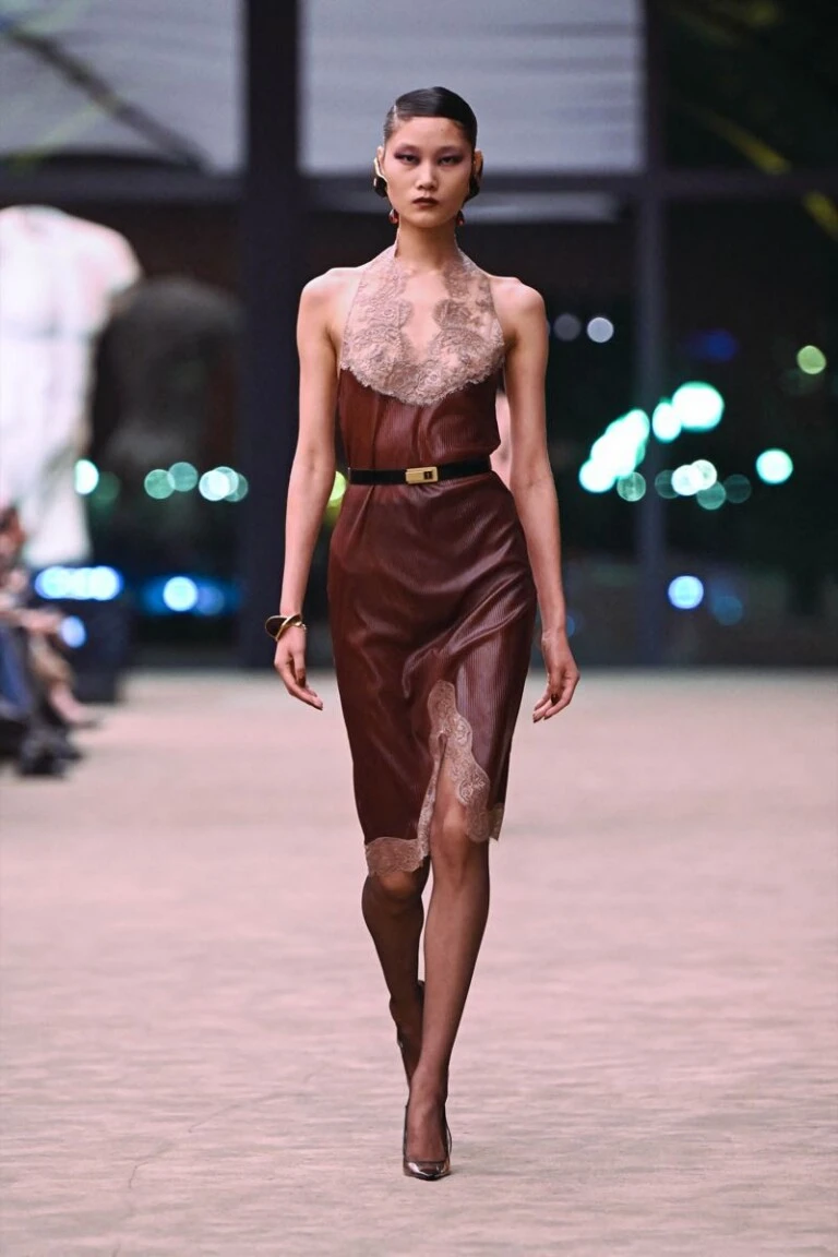 Desfile Saint Laurent otoño invierno 2026/ 27.