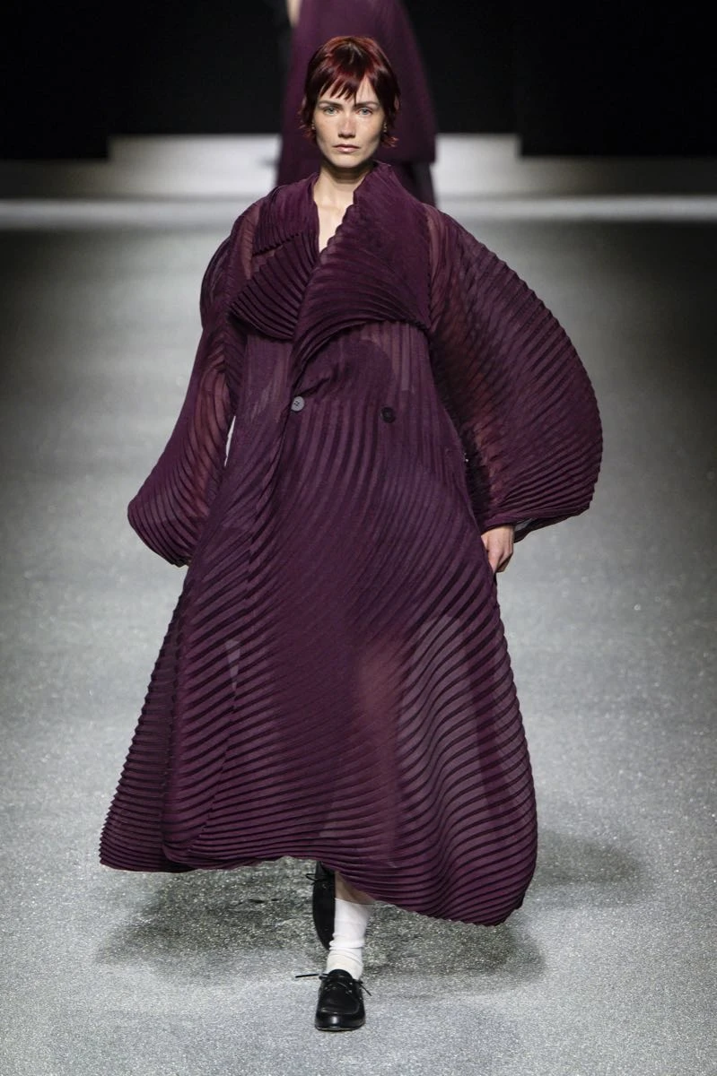 Desfile Issey Miyake.