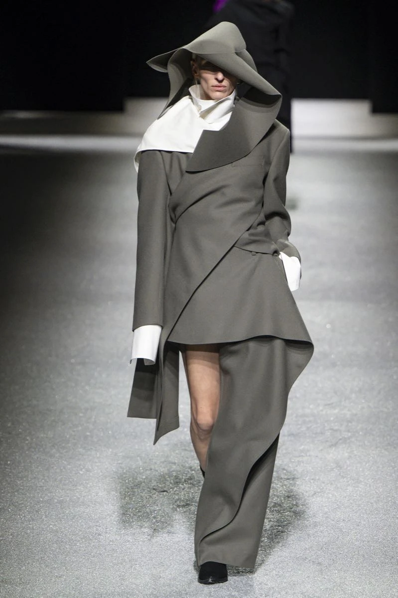 Desfile Issey Miyake.