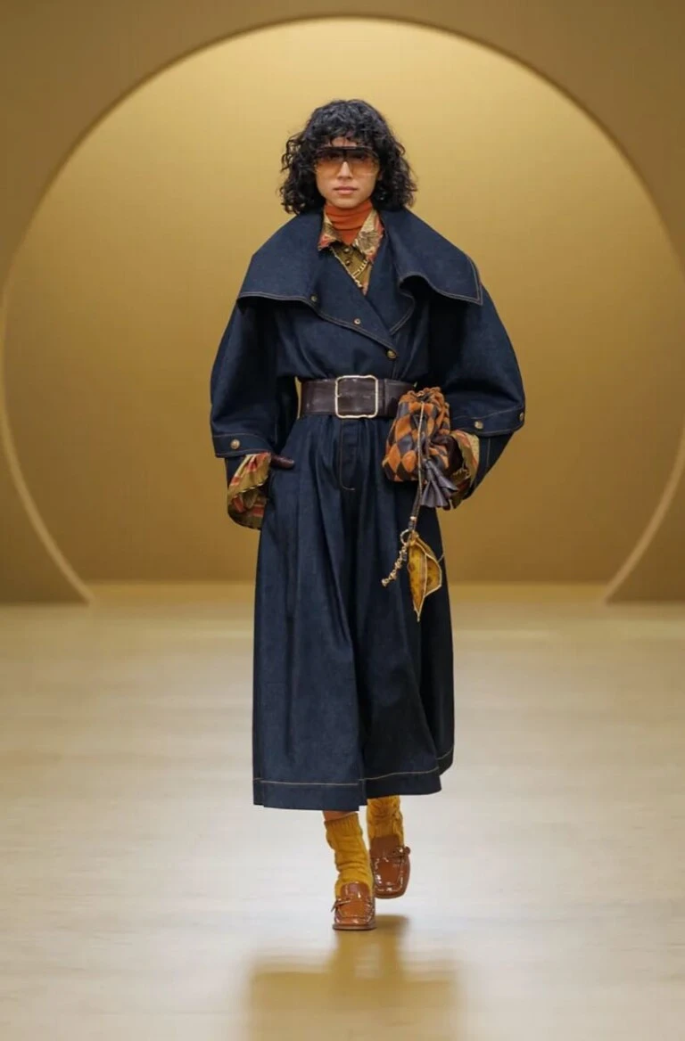 Desfile Zimmermann en la Semana de Moda de París.