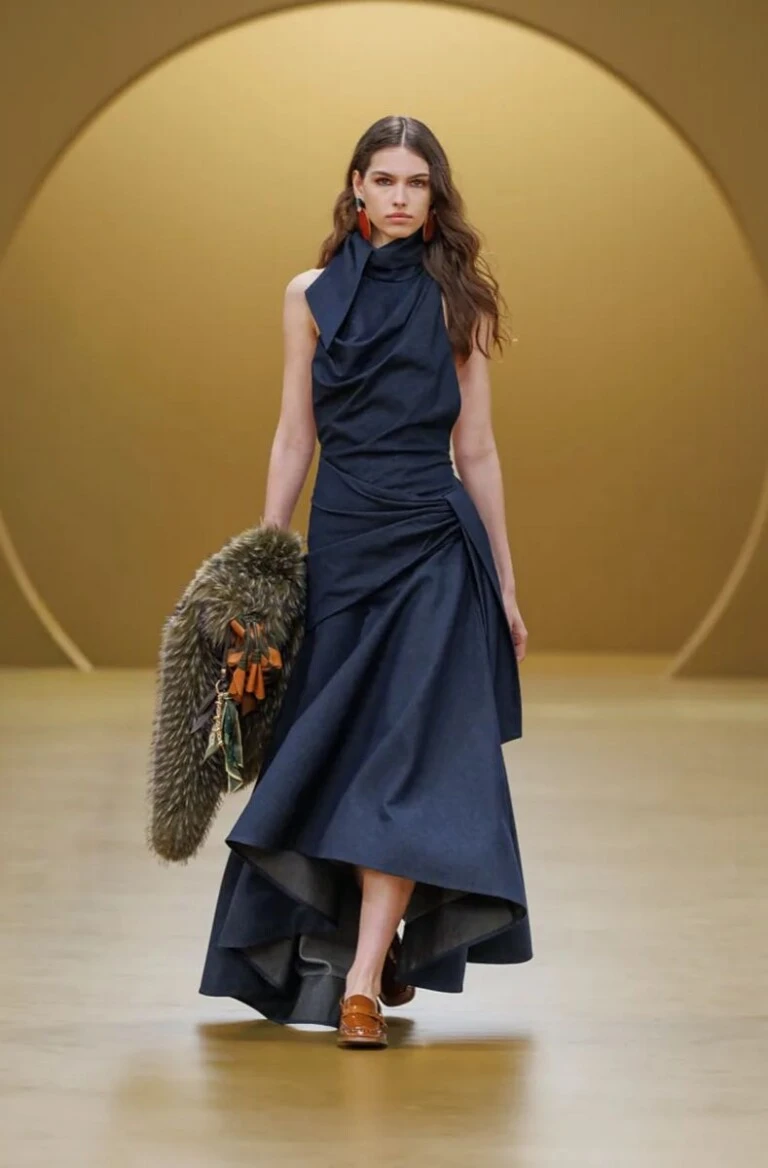 Desfile Zimmermann en la Semana de Moda de París.