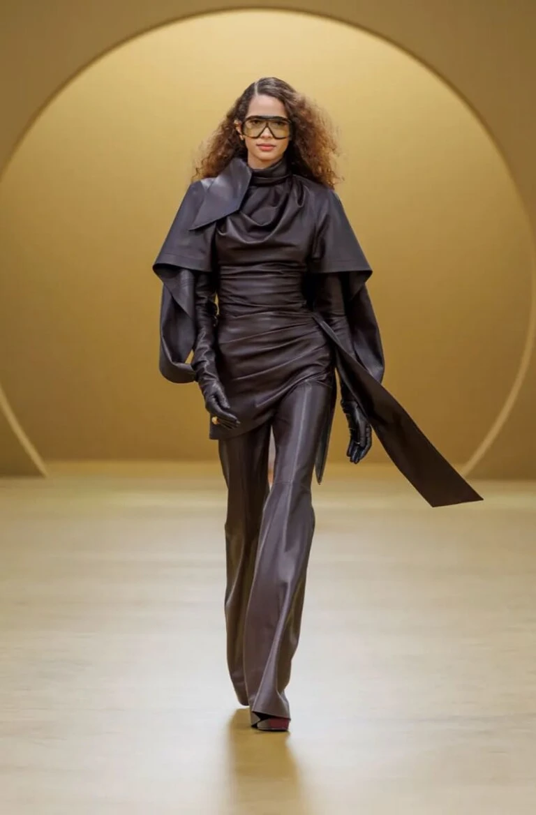 Desfile Zimmermann en la Semana de Moda de París.