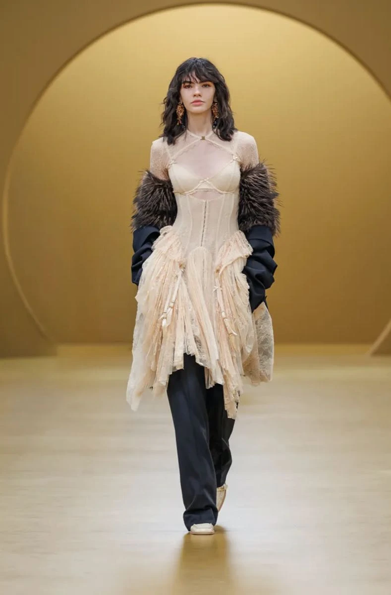 Desfile Zimmermann en la Semana de Moda de París.