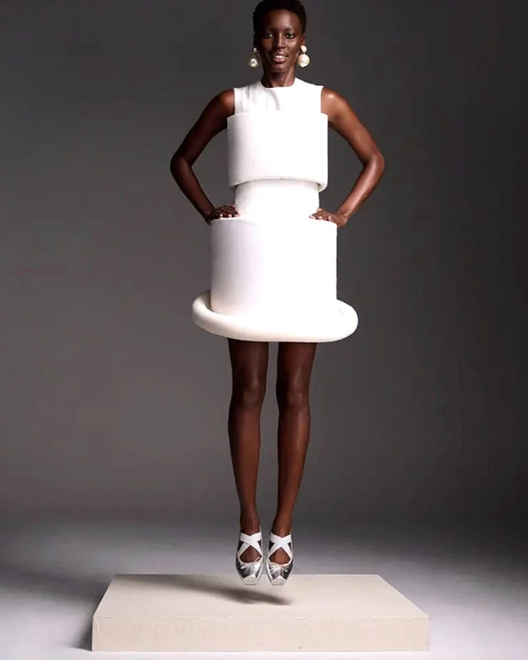 Christian Louboutin novias 2026