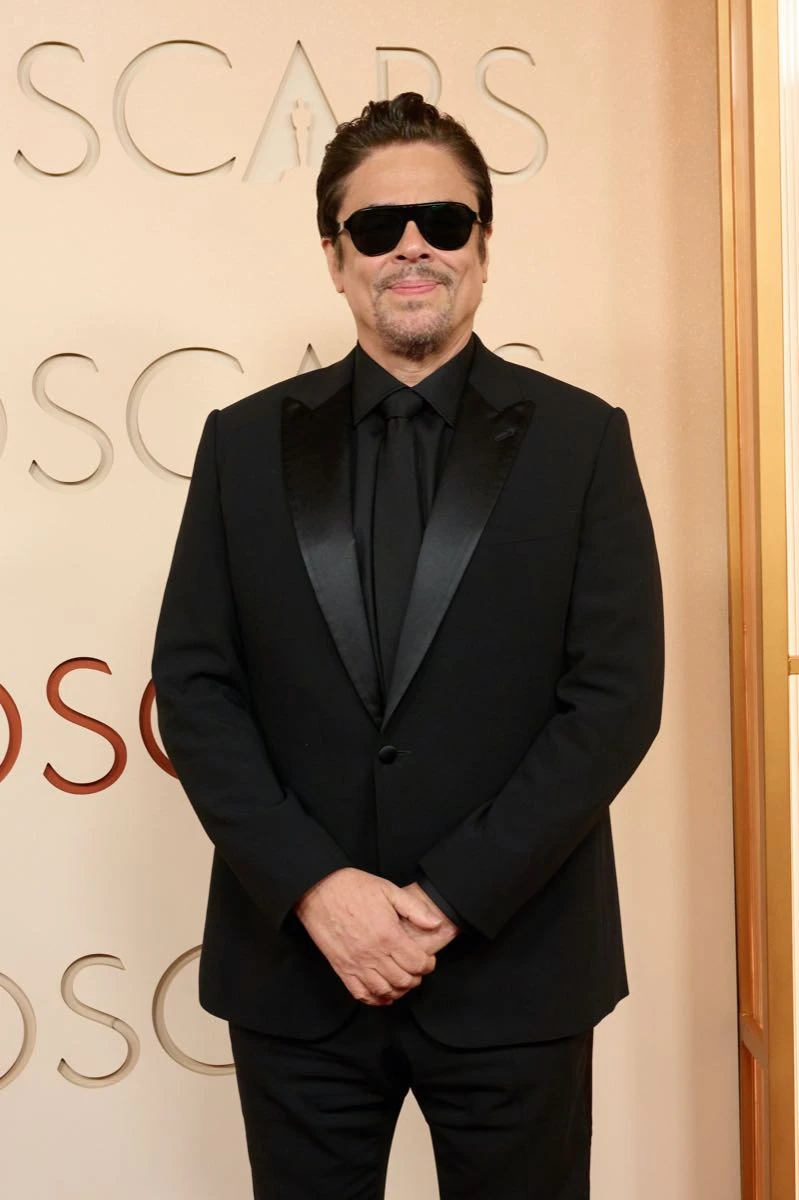 Benicio del Toro.