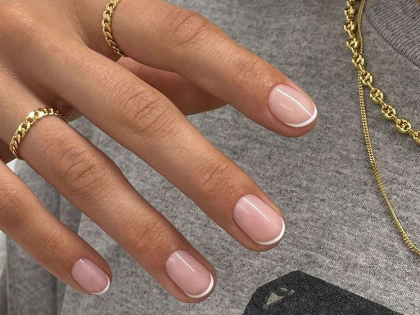 Guía definitiva de uñas: cuidados básicos y cuál es la tendencia minimalista que domina la temporada
