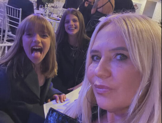 Las hijas de Wanda Nara y Mauro Icardi estuvieron en el casamiento de su tío Guido: las fotos junto a la familia paterna