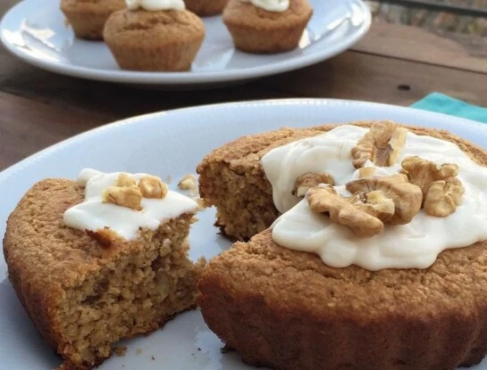 Mini budín de banana saludable: paso a paso simple