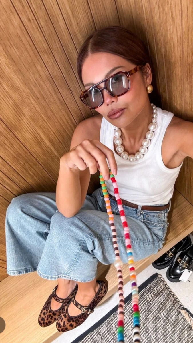 el collar de cuentas a la vincha de carey, cómo llevar los accesorios del otoño invierno 2026