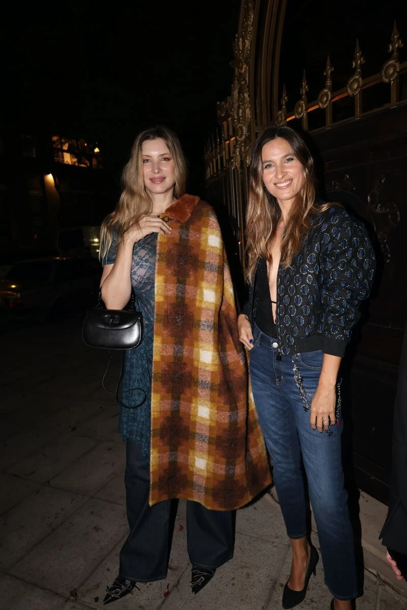 Las modelos Sole Ainesa y Cintia Garrido.