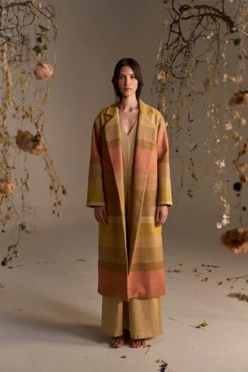 Mujeres que están cambiando la moda: diseño, sustentabilidad y nuevas formas de emprender