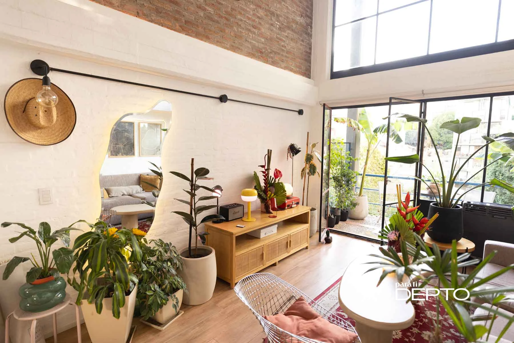 La sala de estar de un hogar de encuentro e intimidad. 