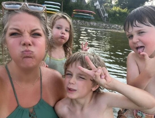 Quién era Jessi Pierce, la periodista que falleció con sus tres hijos en un incendio