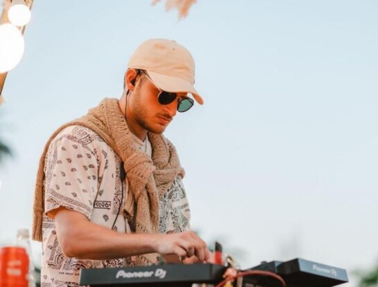 El mejor plan: DJs al aire libre, cine bajo las estrellas y un ciclo de grandes conciertos para el finde