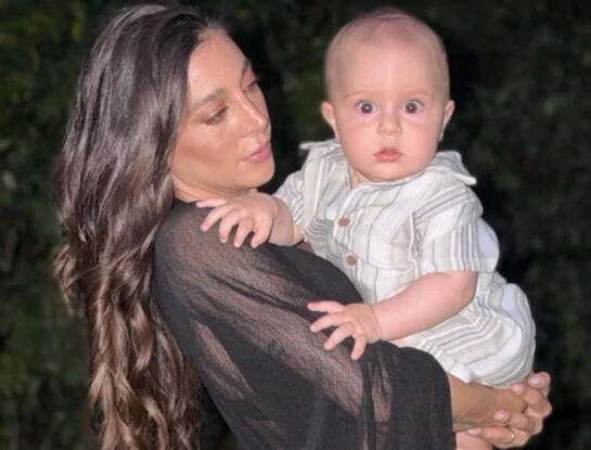 Sol Pérez y Marco, su bebé