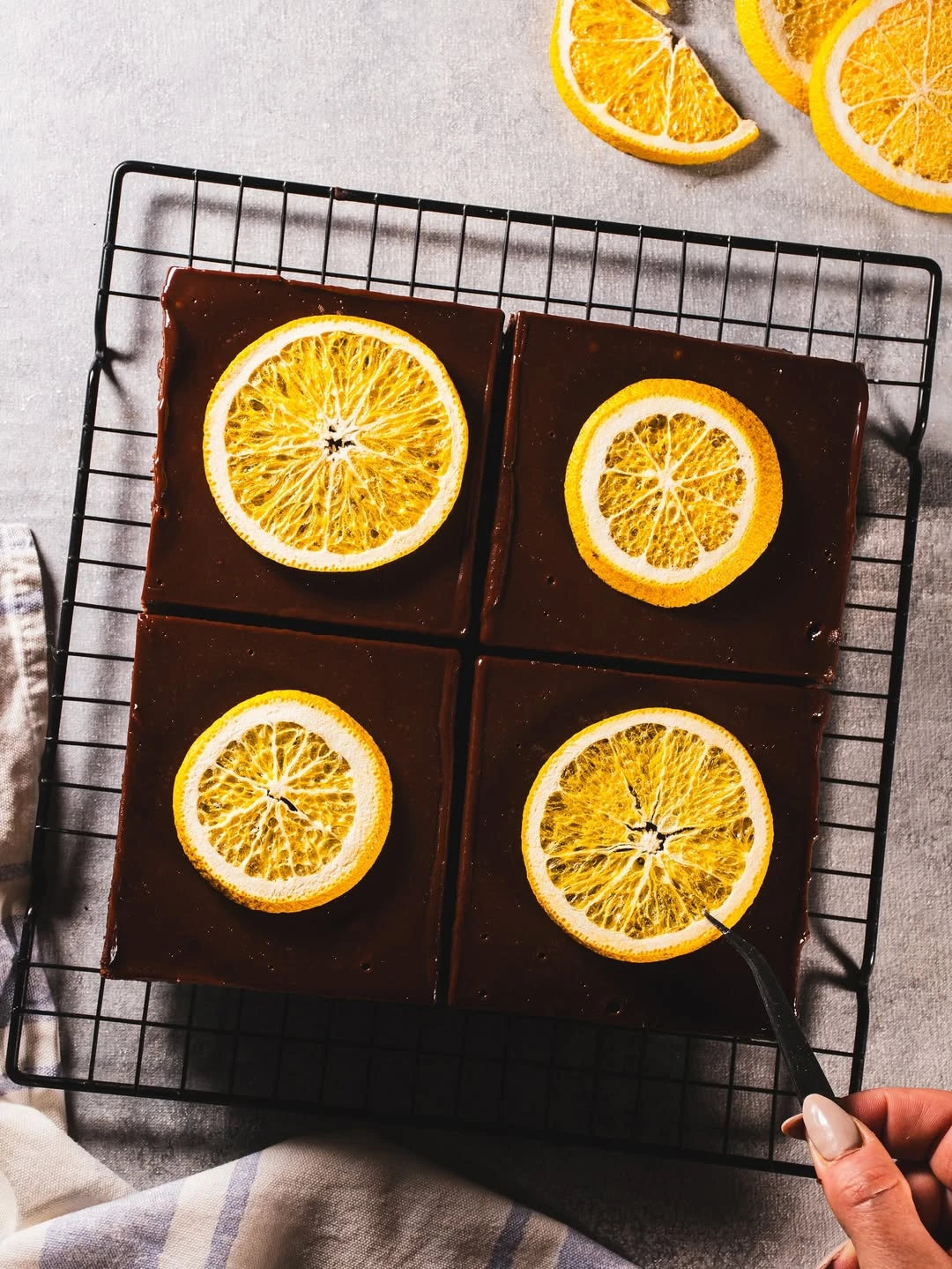 Brownie de naranja y chocolate, la receta cítrica que no vas a querer perderte.