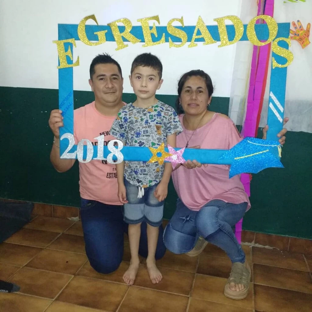 Foto del álbum familiar de los Cabrera, cuando nadie podía imaginar el final trágico de Ian