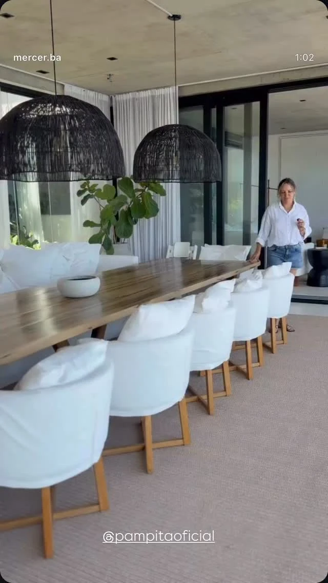 El estilo del nuevo quincho de Pampita: un espacio funcional, luminoso y con impronta natural