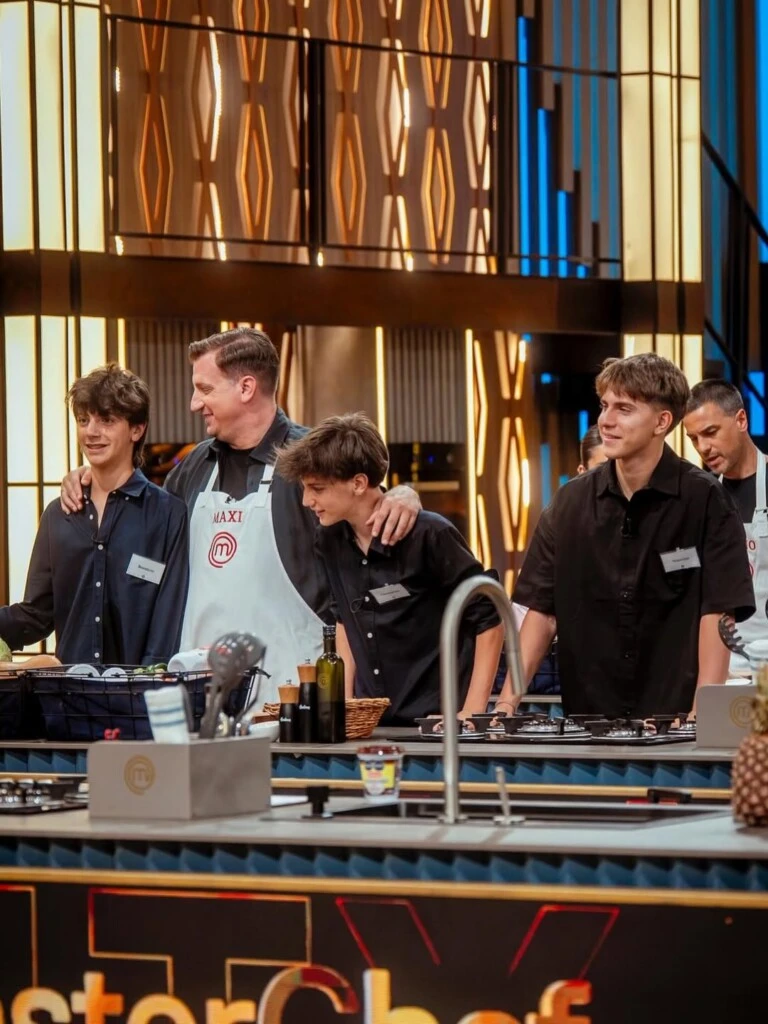 Benedicto, Constantino y Valentino, los tres hijos de López y Wanda.