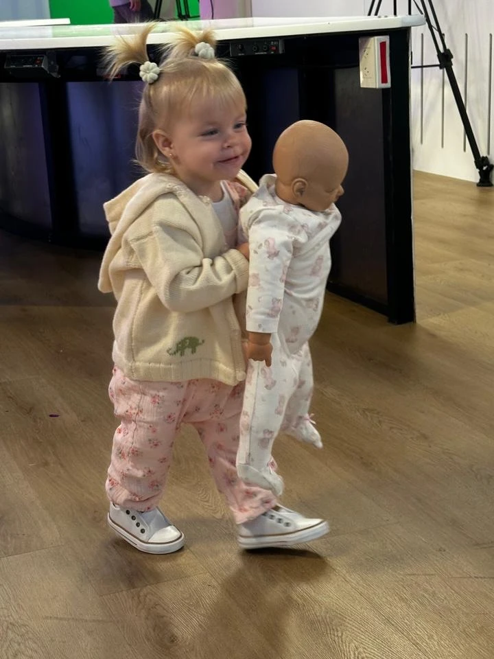 Milenka tiene la prenda infantil más canchera (y práctica para jugar)