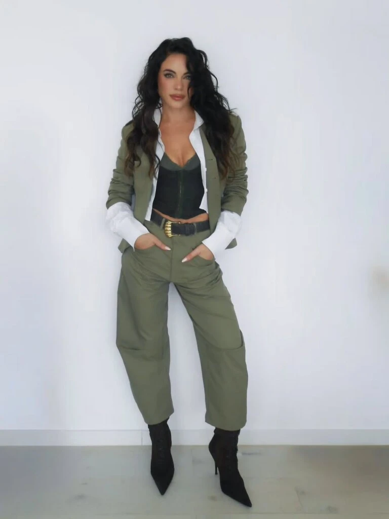 El look de Emilia Attias. Foto: IG