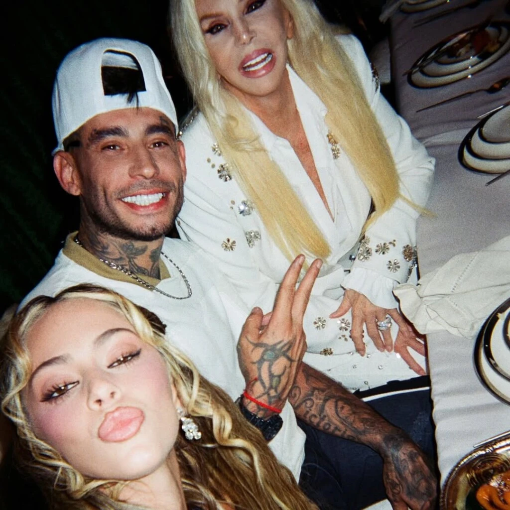 Tini Stoessel, Ulises Bueno y Susana Giménez.