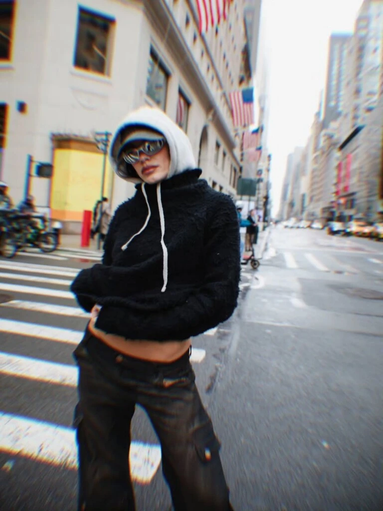 El look de Emilia Attias. Foto: IG