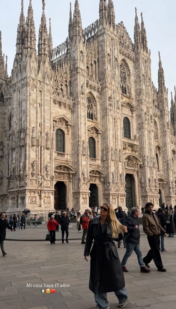 Wanda apostó por un look más sofisticado para recorrer algunos de los sitios históricos más icónicos de la ciudad.