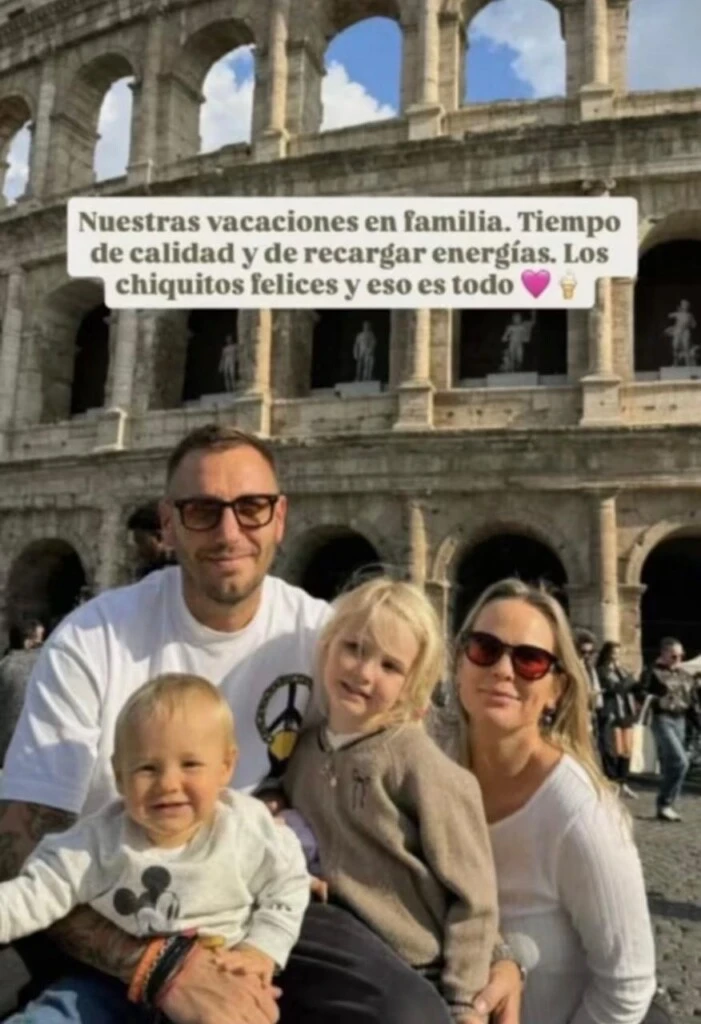 Muni y Nicolás Naymark emprendieron un viaje a Roma junto a sus hijos.