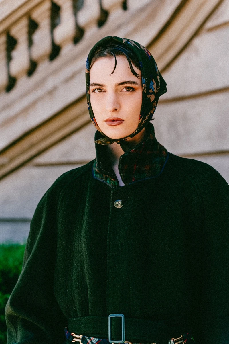 Vintage en clave actual: por qué las prendas eternas vuelven a marcar tendencia