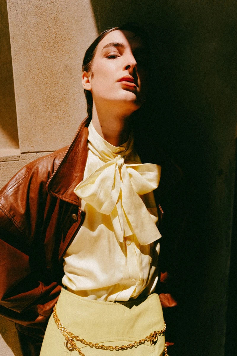 Vintage en clave actual: por qué las prendas eternas vuelven a marcar tendencia