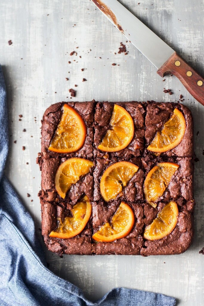 Brownie de naranja y chocolate