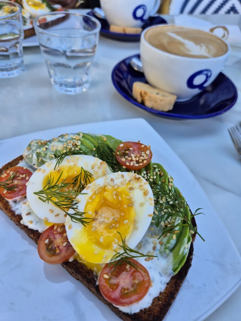 El famoso avocado toast