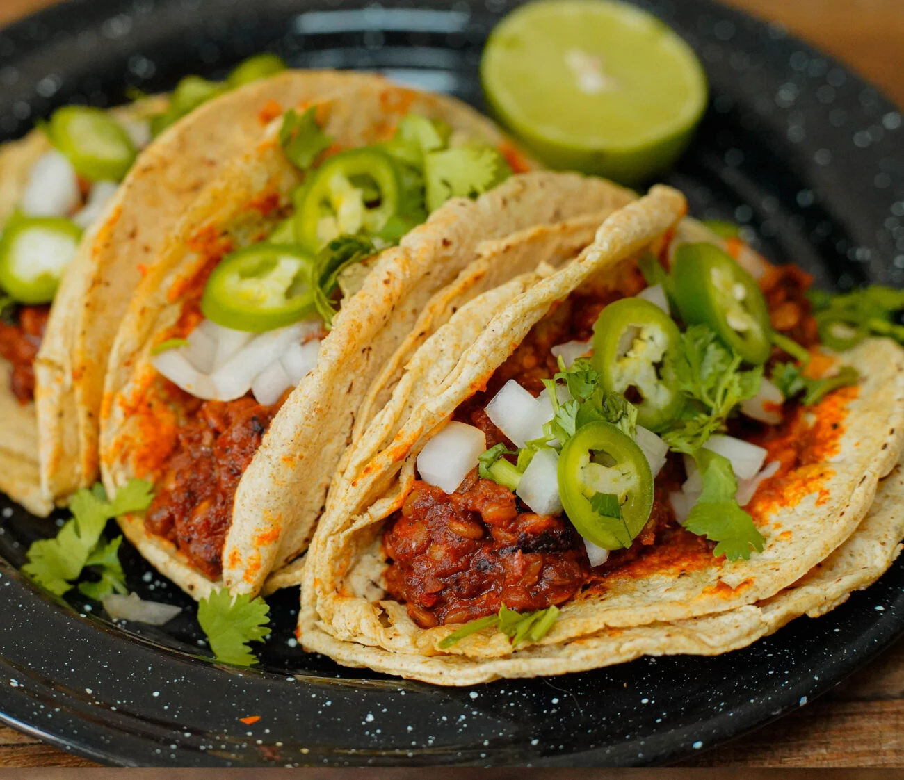 Cinco recetas de tacos veganos imperdibles para celebrar el Día del Taco en casa