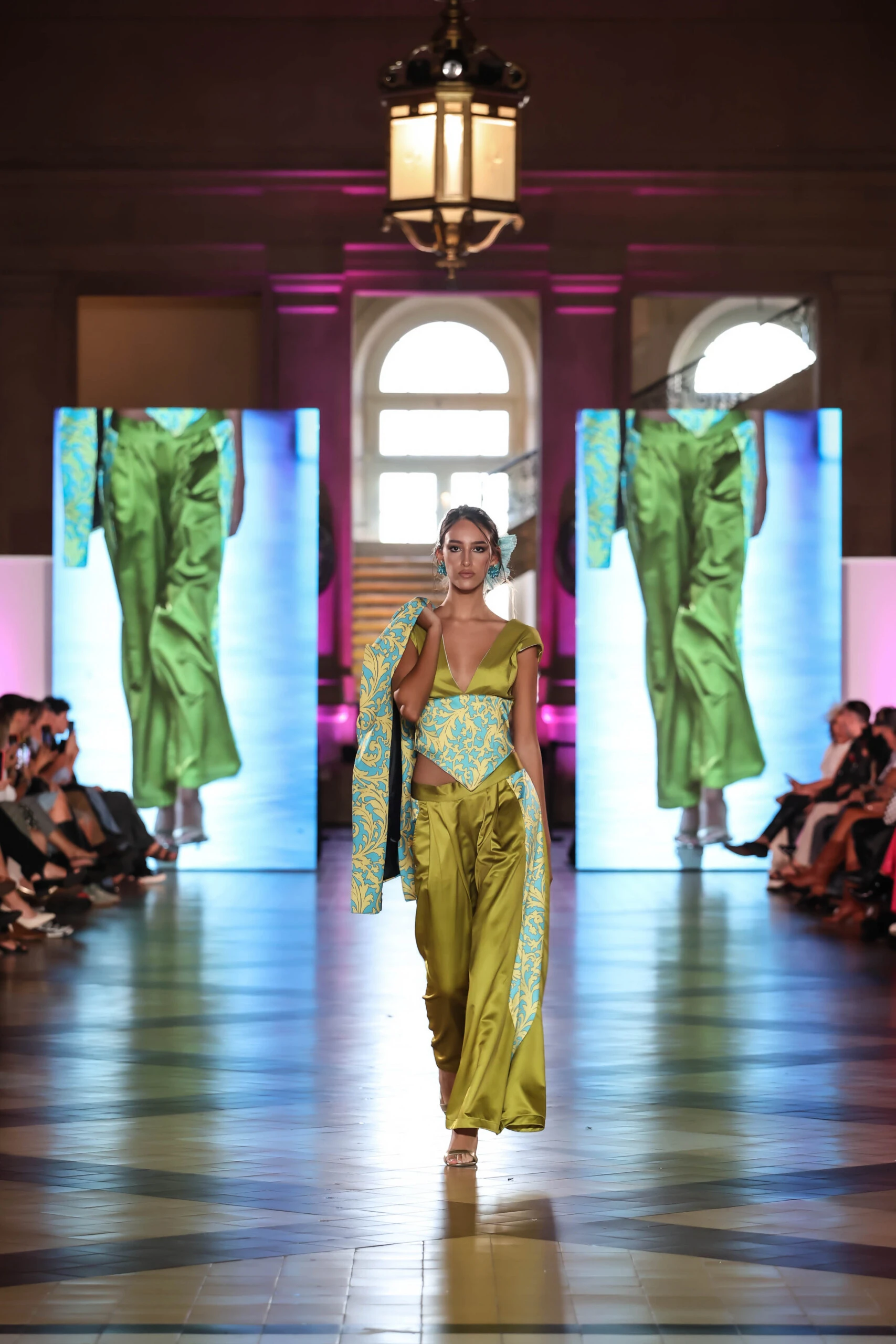 Desfile de Valentina Musa.