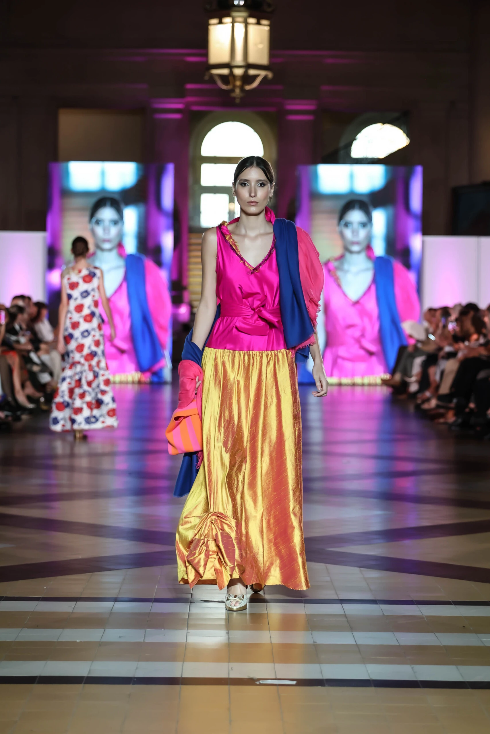 Marisa Marana en pasarela. 