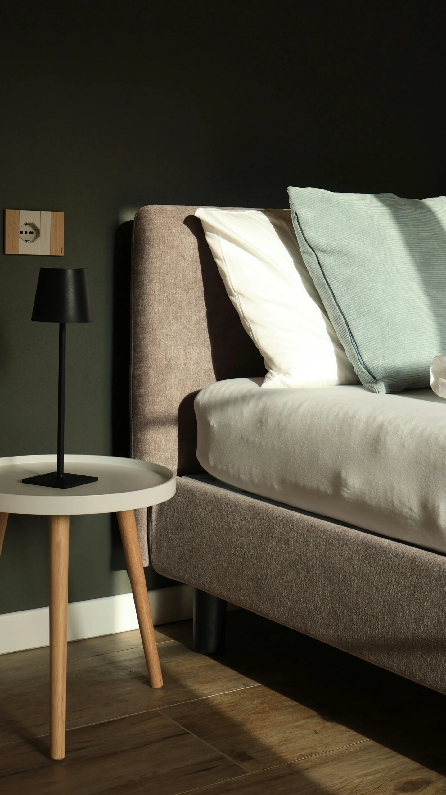 ¿Por qué elegir entornos o estilos que generan incomodidad, cuando podemos optar por aquellos que reflejan quiénes somos de manera auténtica y genuina? 