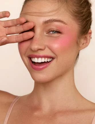 Cuándo elegir rubor en crema o en polvo.