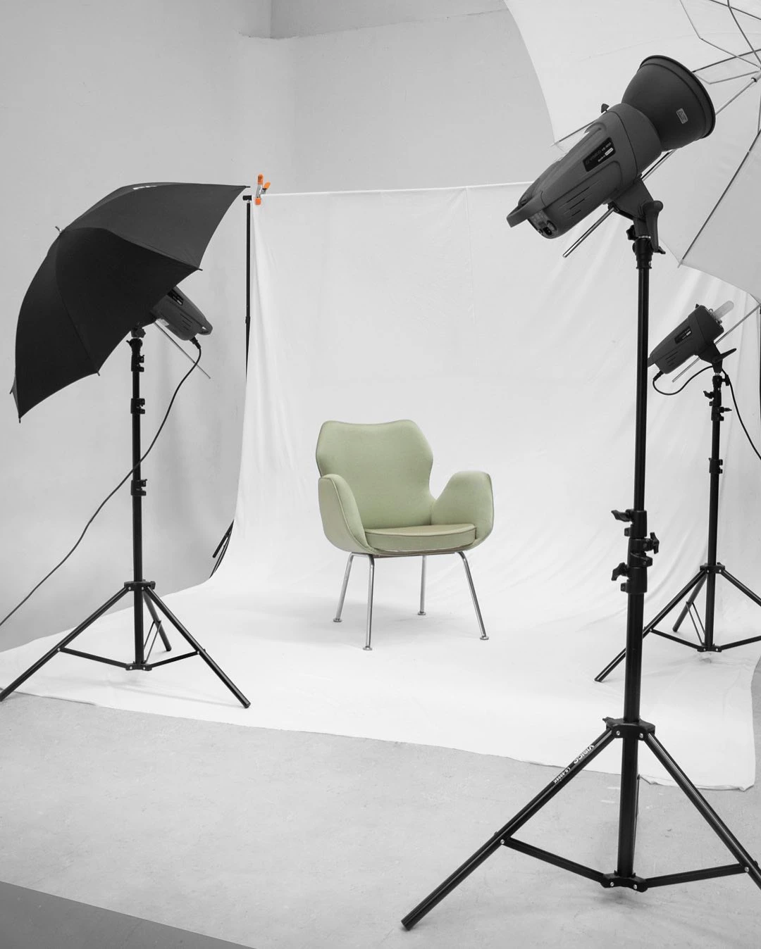 la directora de Fundación IDA, Mariel Szlifman, realizará la presentación institucional del archivo y encabezará el lanzamiento internacional de la plataforma Archivo Digital de Diseño Argentino. 