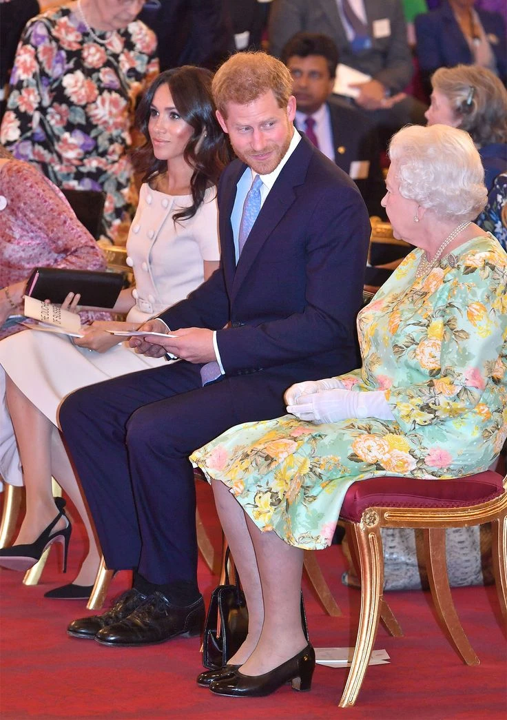 "Es inaceptable": la tajante decisión de Carlos sobre la presencia de Meghan en el lecho de muerte de Isabel II