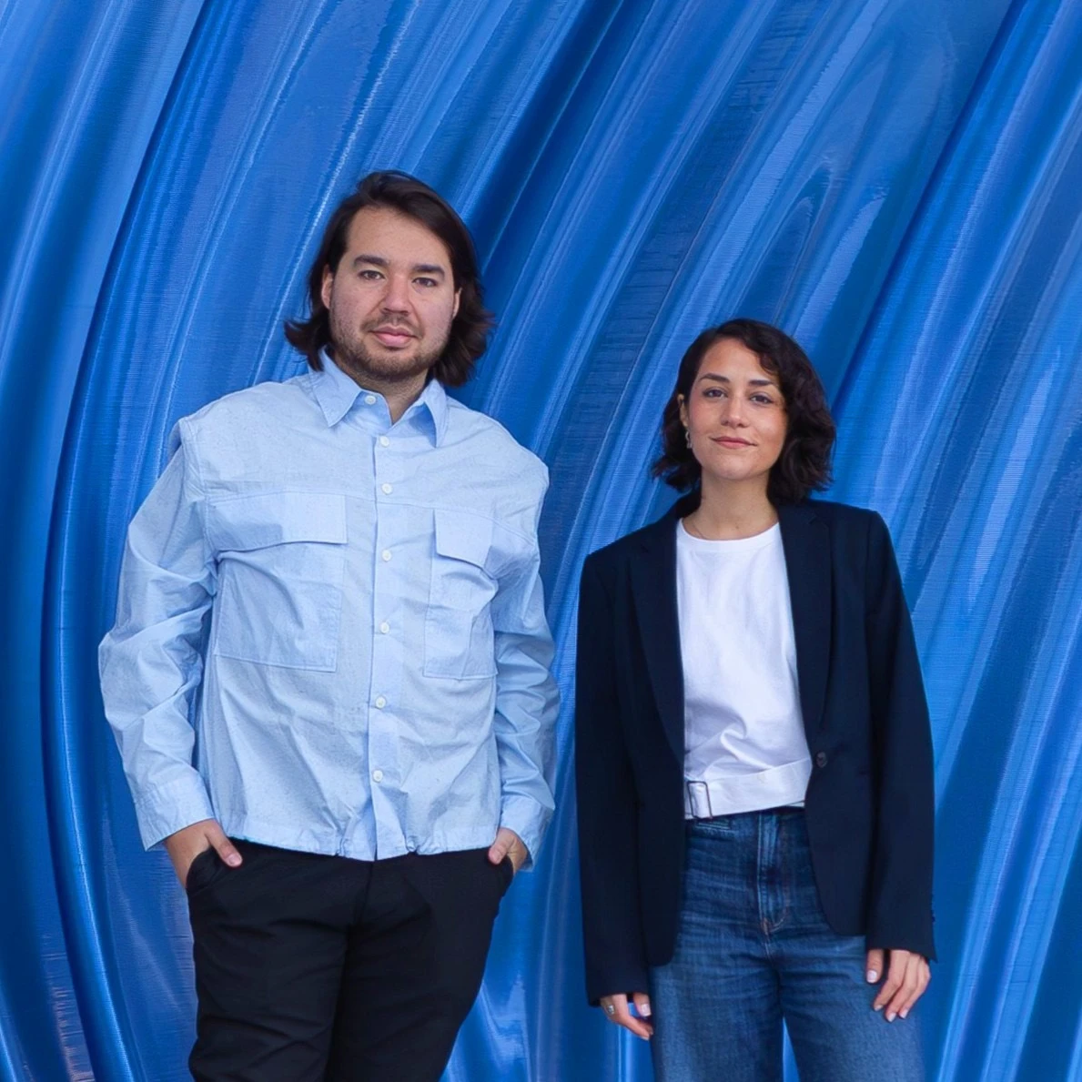 En 2023, en Róterdam, Sol Sánchez Cimarelli y Agustín Ros crearon IOUS Studio. 