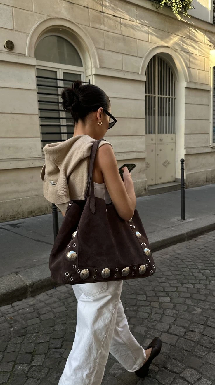 Alerta tendencia: esta es la cartera más trendy de la temporada y se combina así